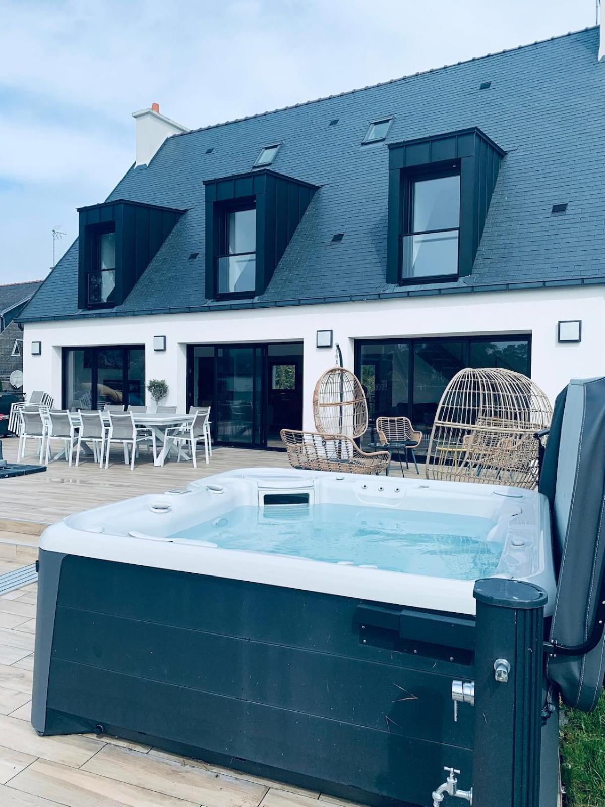 Superbe Villa Tout Confort Avec Piscine Chauffee Er Couverte Et Spa A 2 Pas De La Plage Fouesnant Buitenkant foto